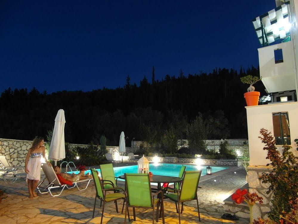 Ionian Villas Ayios Nikitas Bagian luar foto