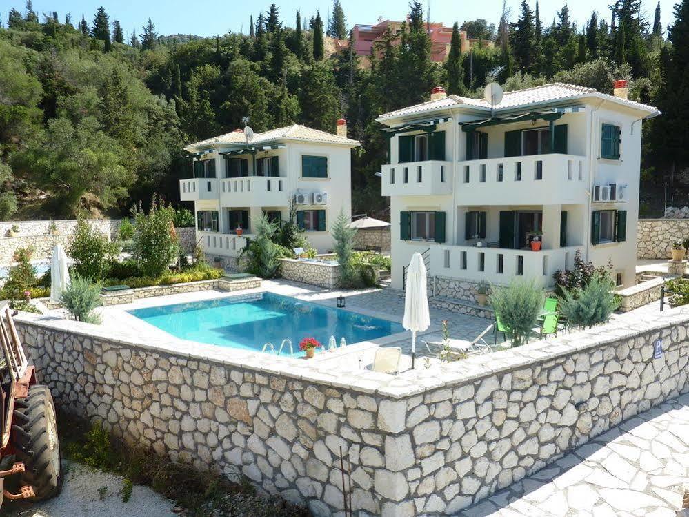 Ionian Villas Ayios Nikitas Bagian luar foto